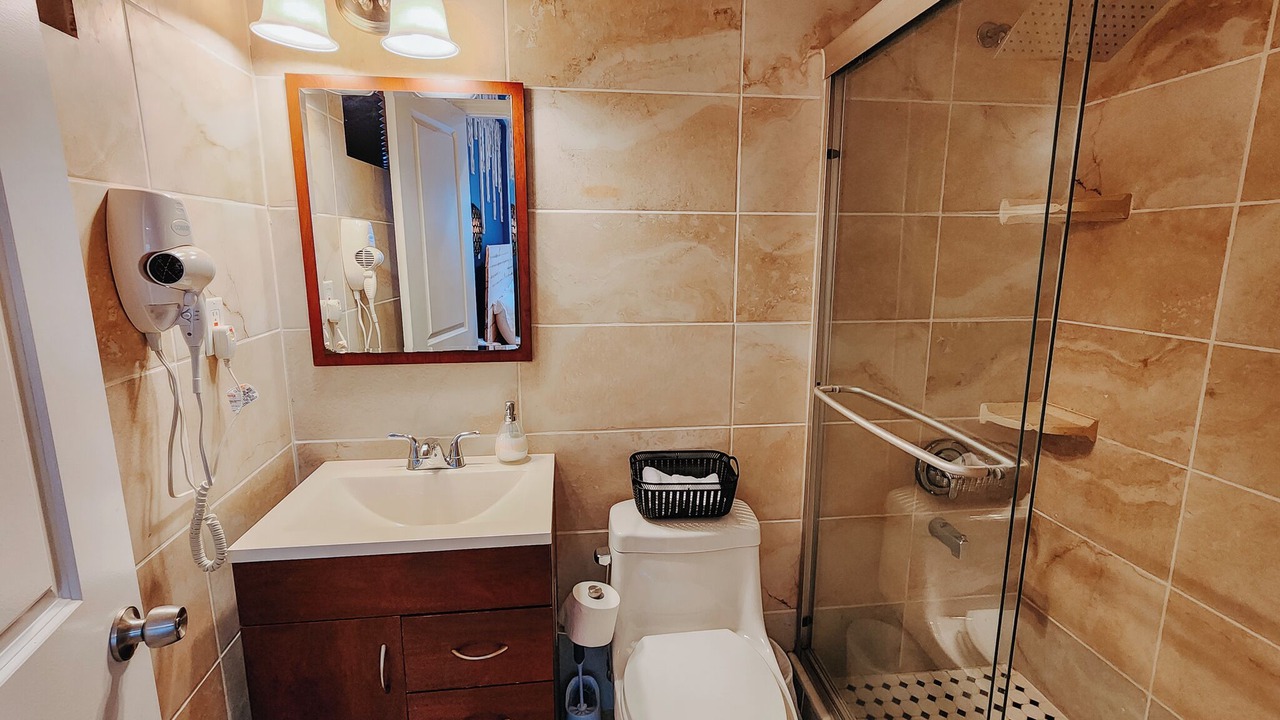 Photo of Bathroom in West Poplar
