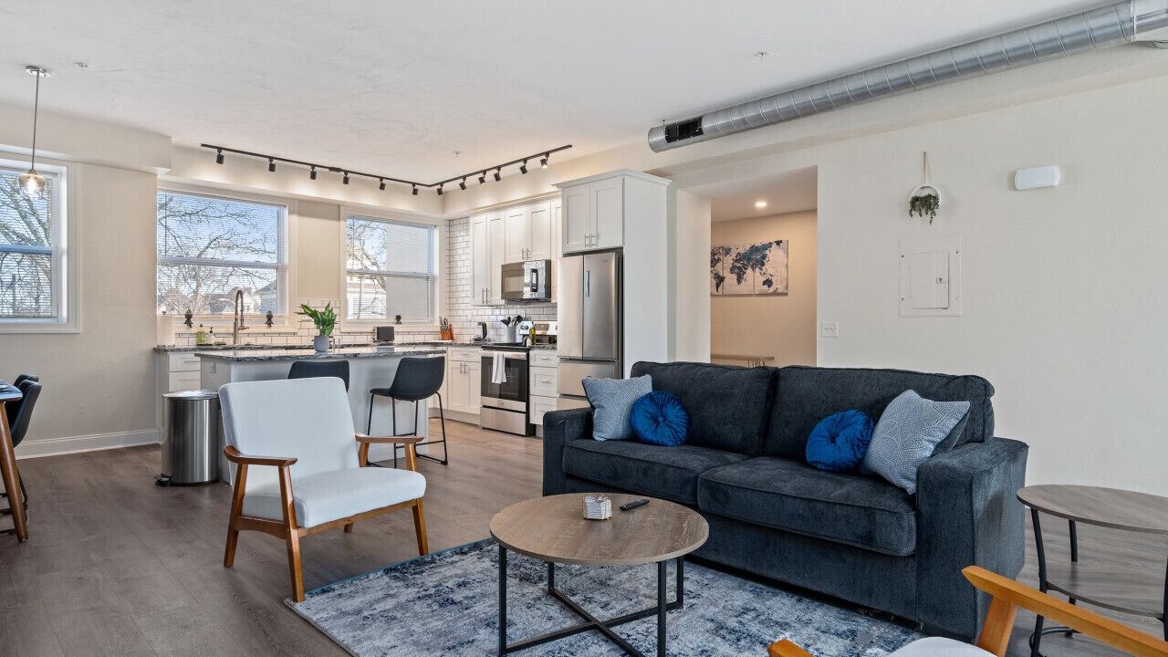 Photo of Livingroom in East Liberty