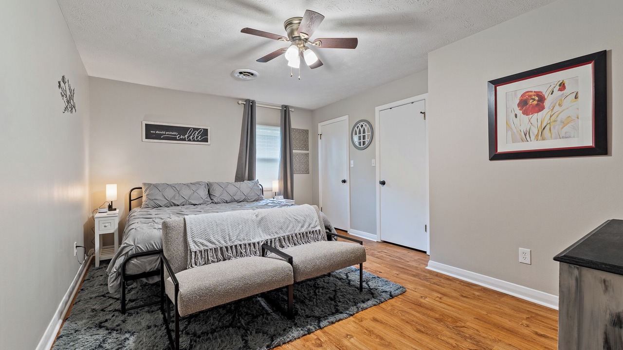 Photo of Bedroom in Shoals