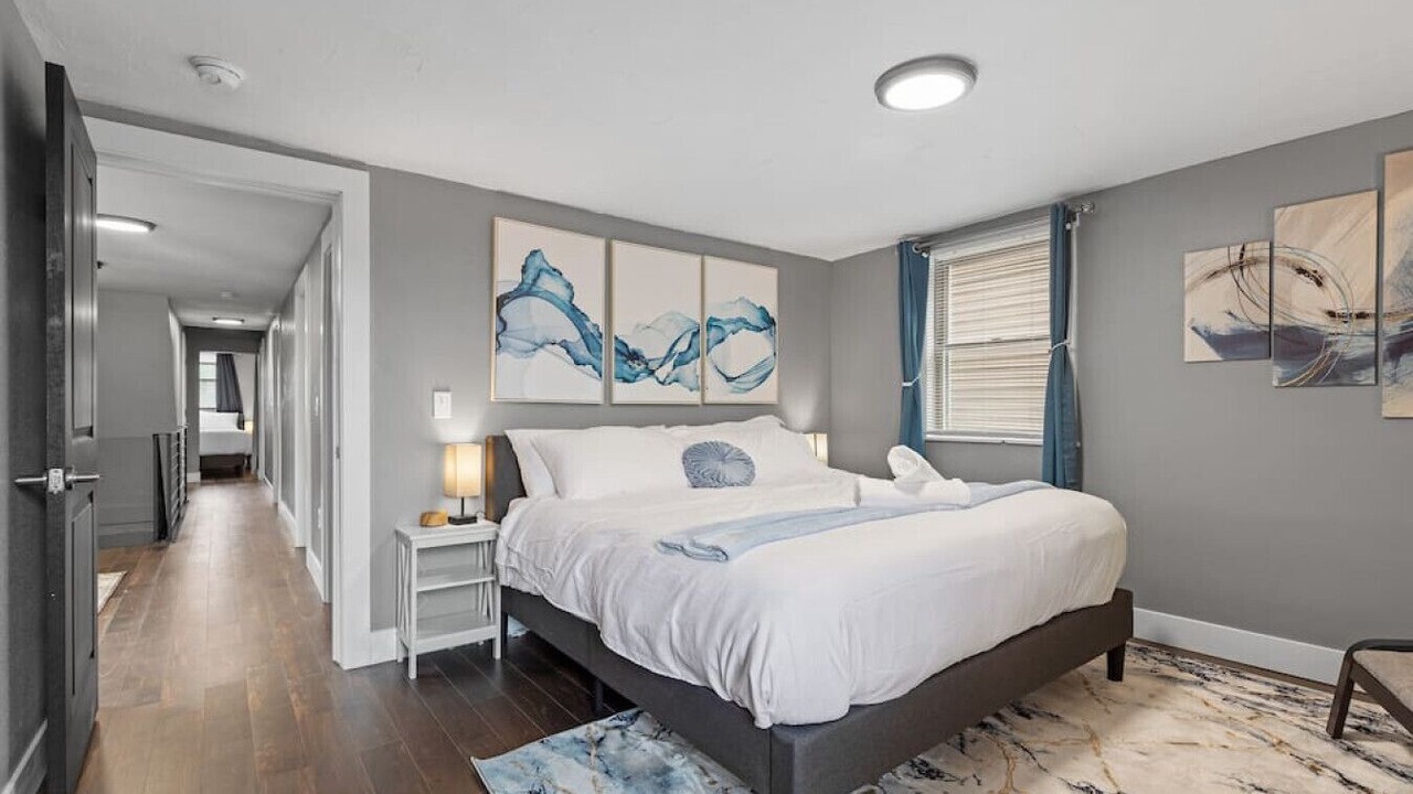 Photo of Bedroom in Shadyside