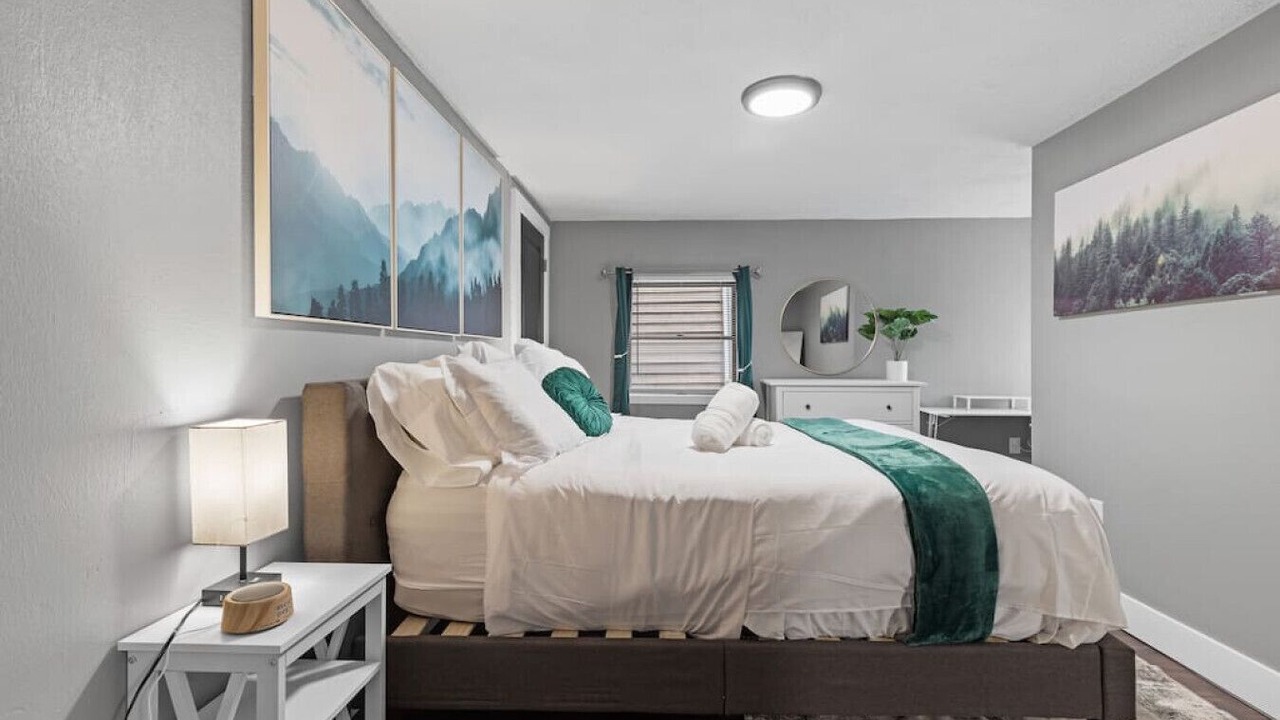 Photo of Bedroom in Shadyside