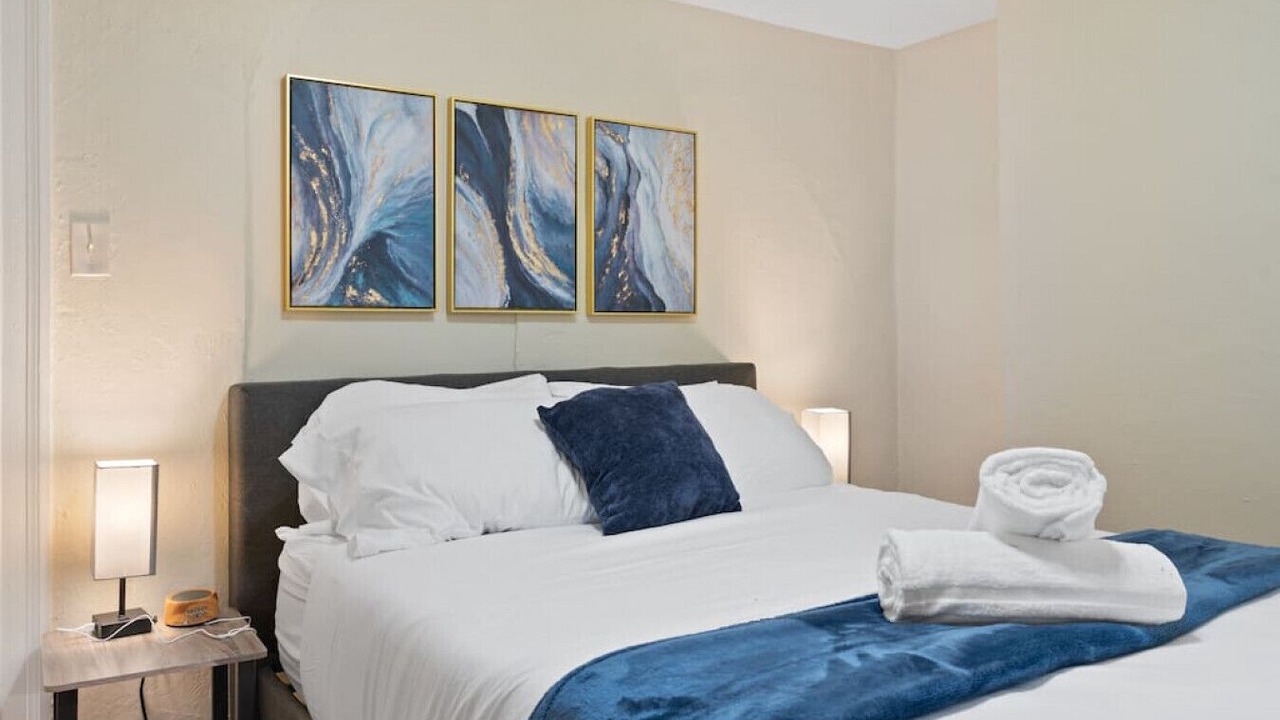 Photo of Bedroom in North Oakland