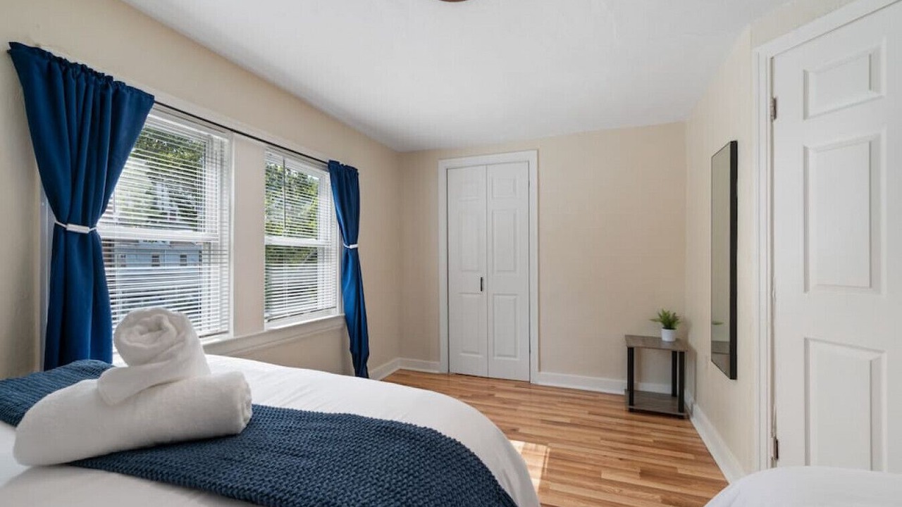 Photo of Bedroom in North Oakland