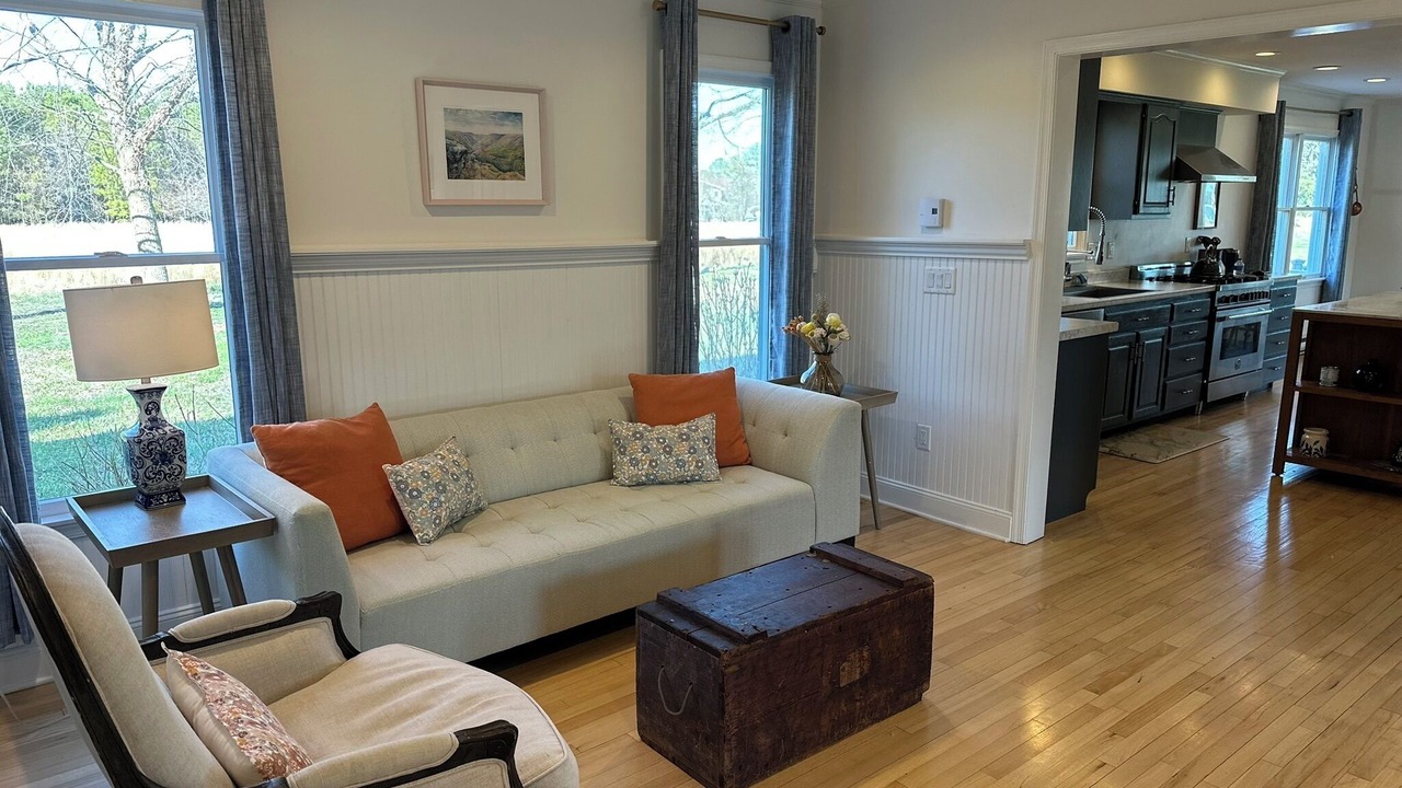 Photo of Livingroom in Sherwood