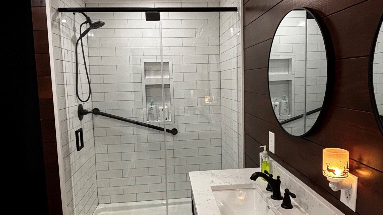 Photo of Bathroom in Beeson