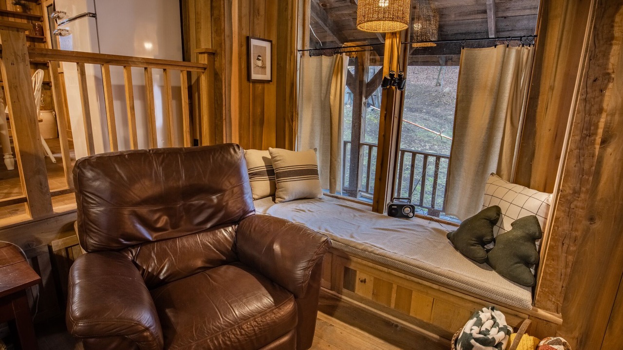 Photo of Livingroom in Ansted