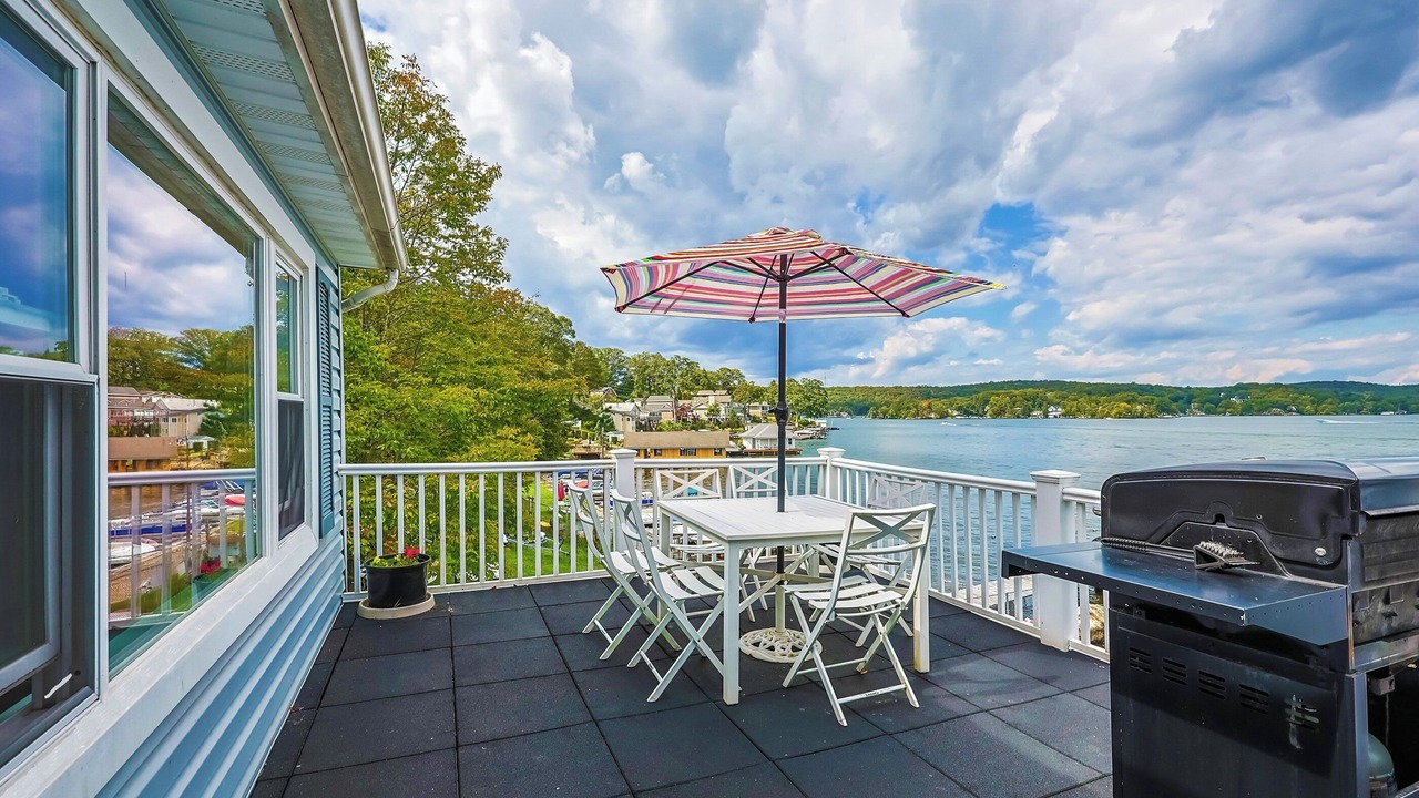 Photo of Outdoor in Glasser