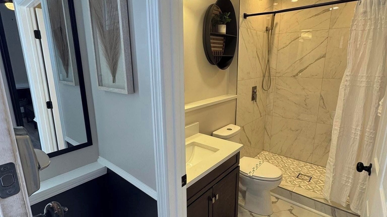 Photo of Bathroom in Osage