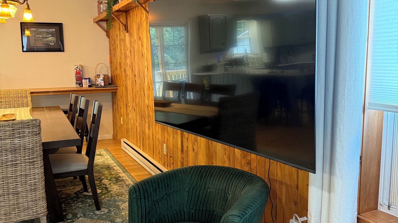 Photo of Bedroom in Rowlesburg