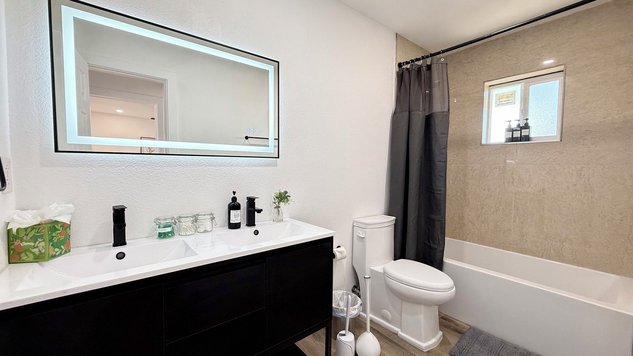 Photo of Bathroom in F. Q. Story