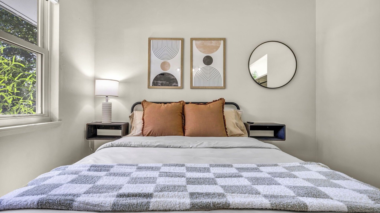 Photo of Bedroom in Berea