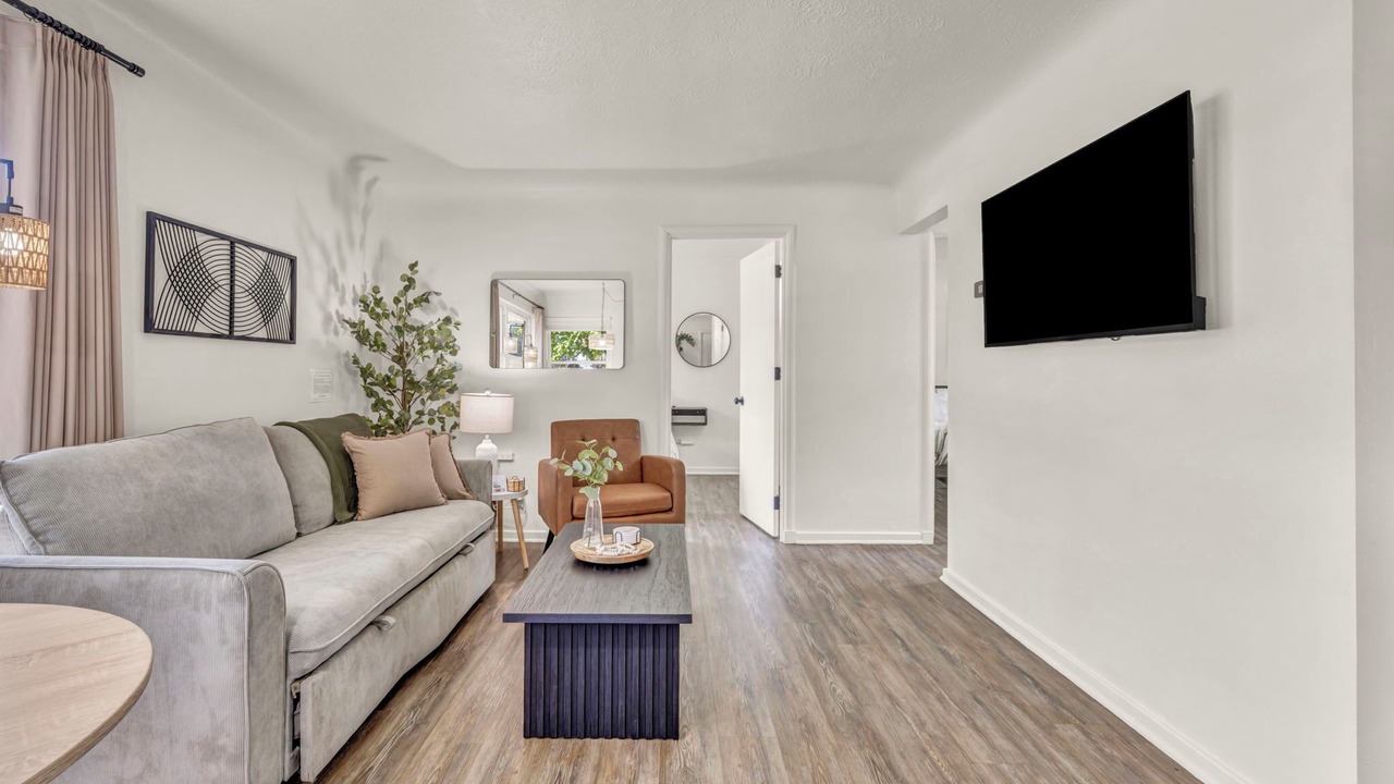 Photo of Livingroom in Berea
