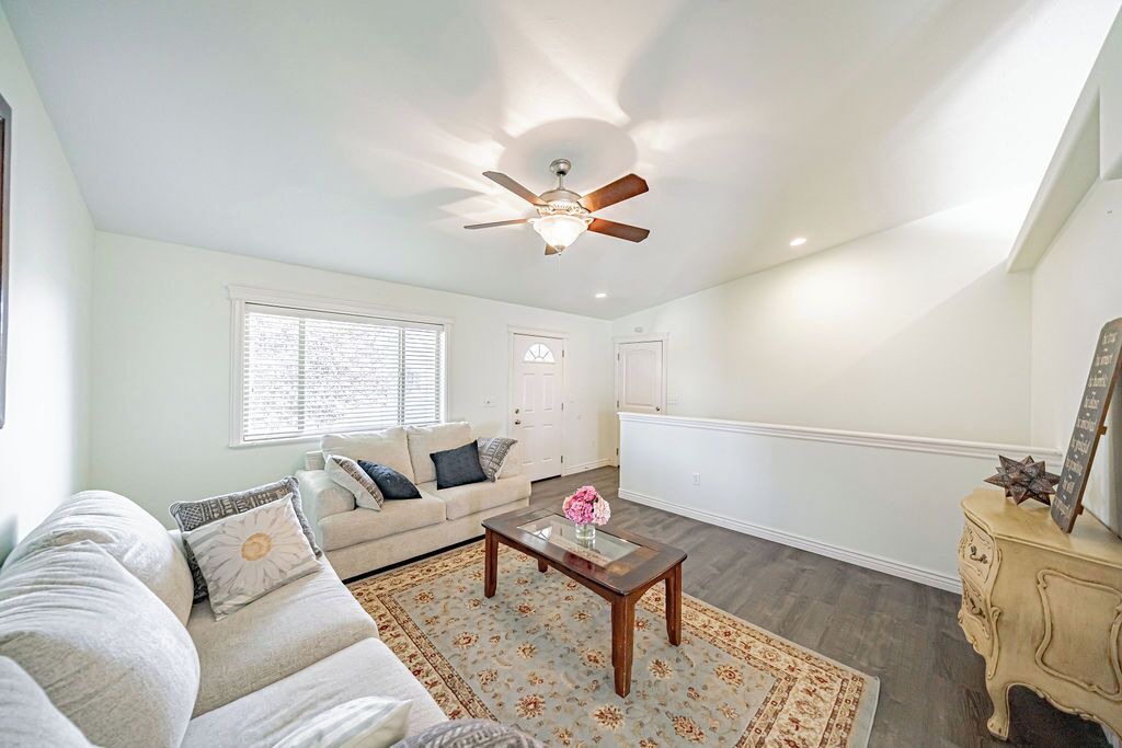 Photo of Livingroom in Idaho Falls