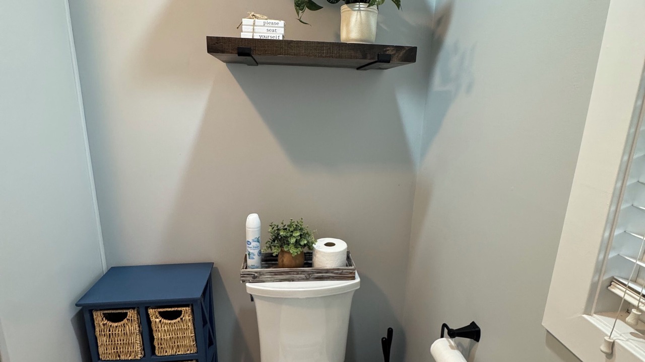 Photo of Bathroom in Stormstown
