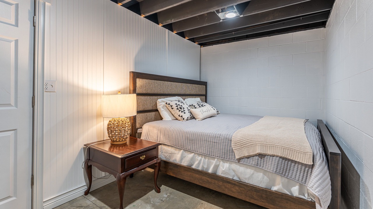Photo of Bedroom in Sugarcreek