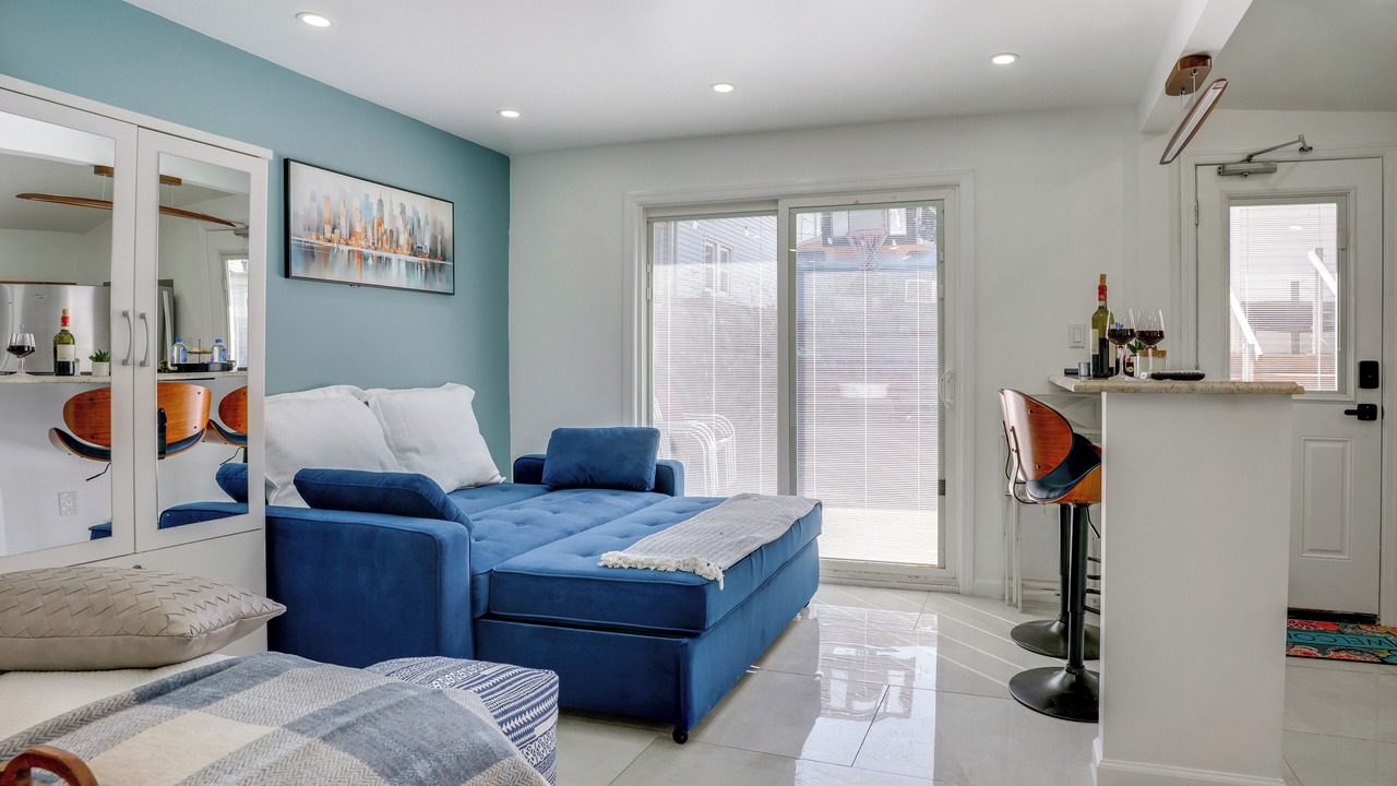 Photo of Livingroom in Hillside