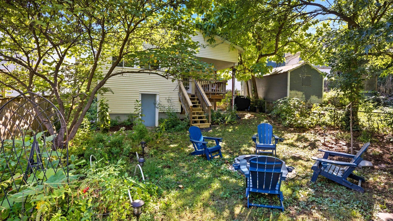 Photo of Patio Balcony in Mount Rainier