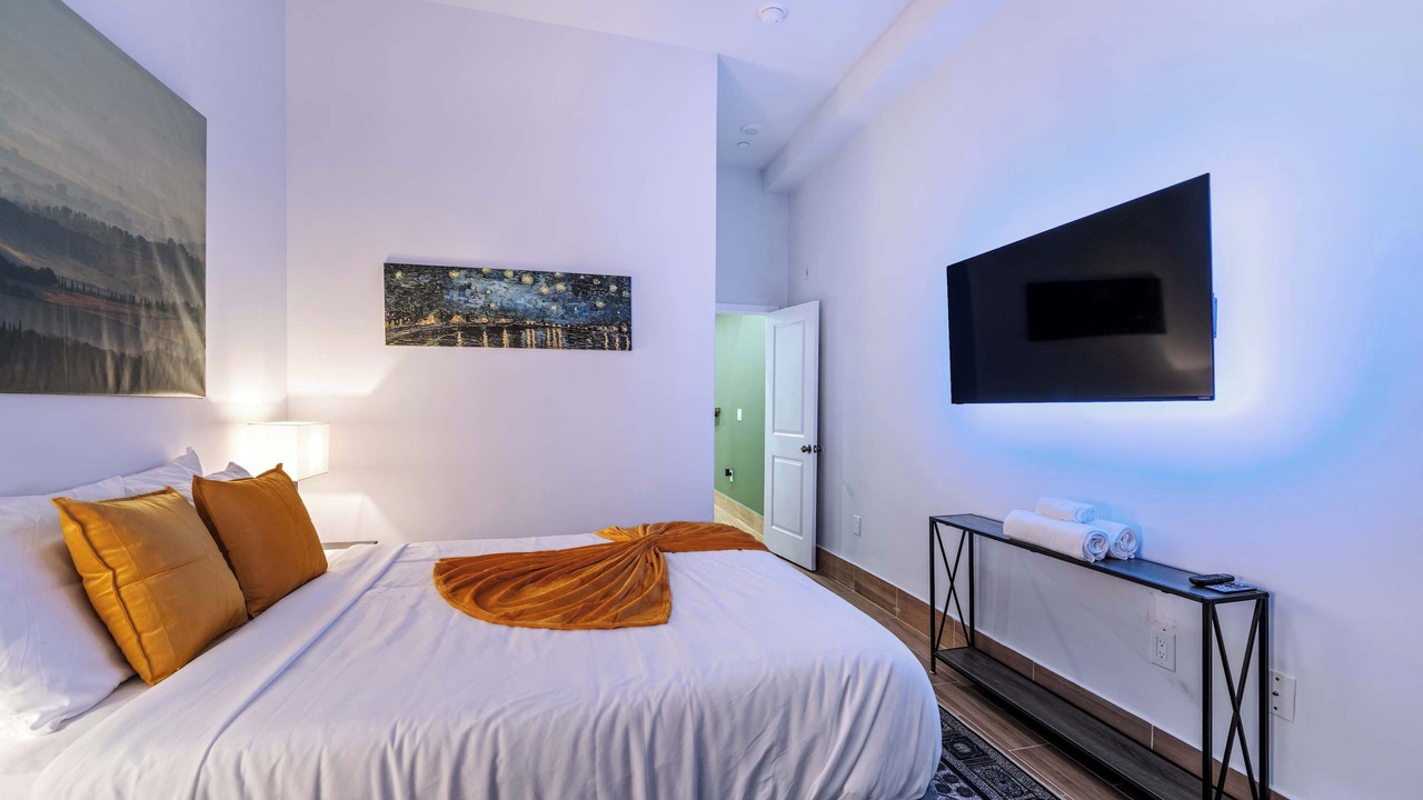 Photo of Bedroom in Center City