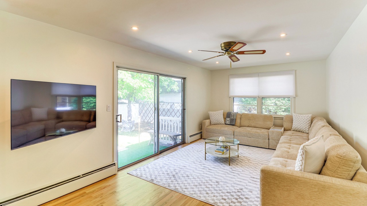 Photo of Bedroom in Pompton Lakes