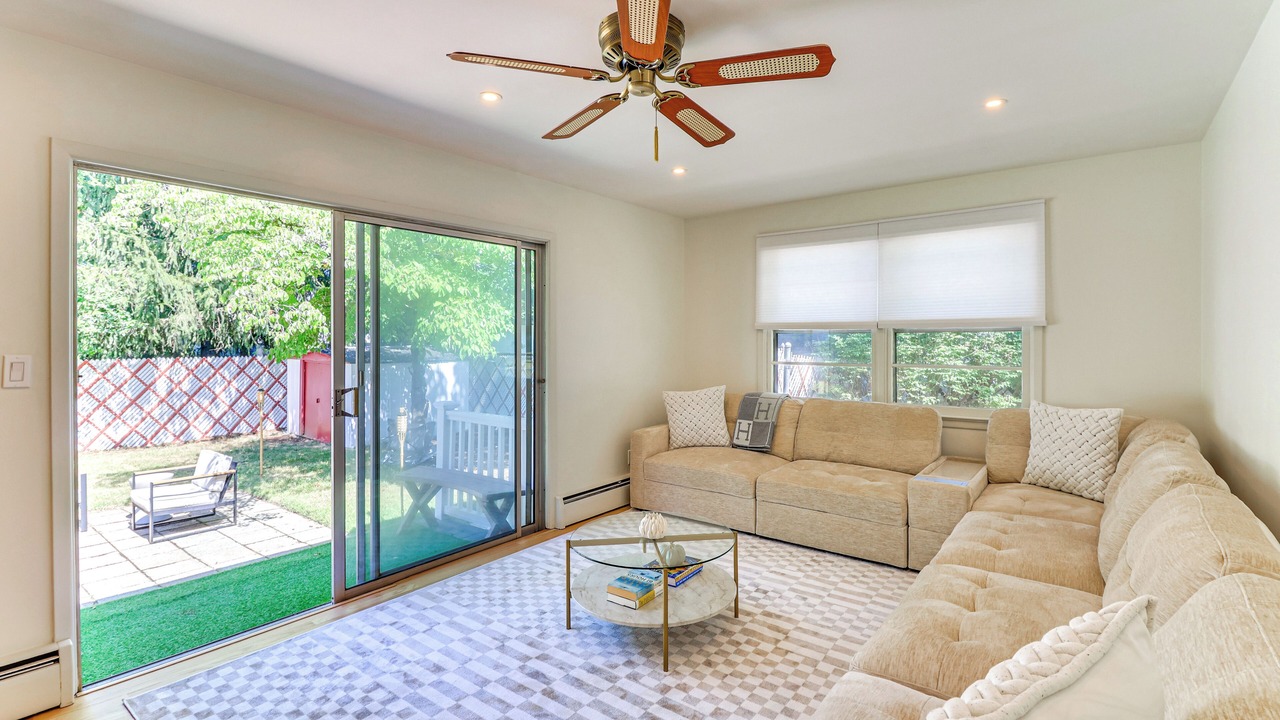 Photo of Livingroom in Pompton Lakes