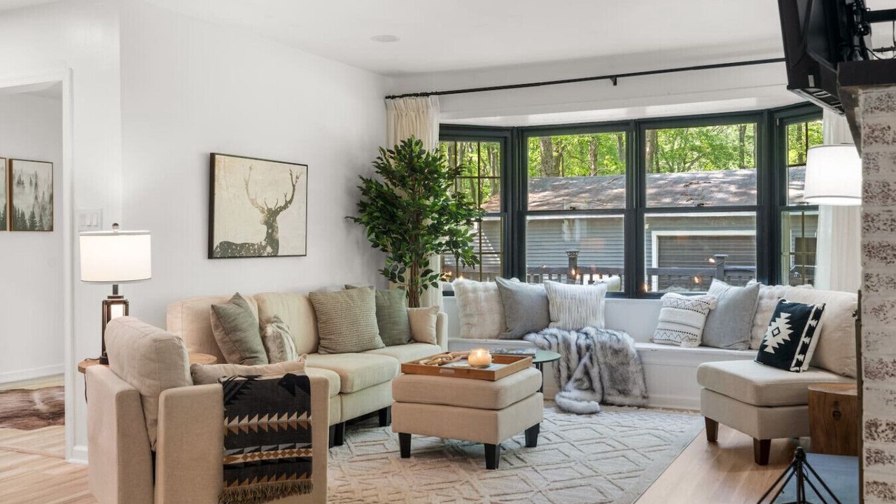 Photo of Livingroom in Pocono Summit