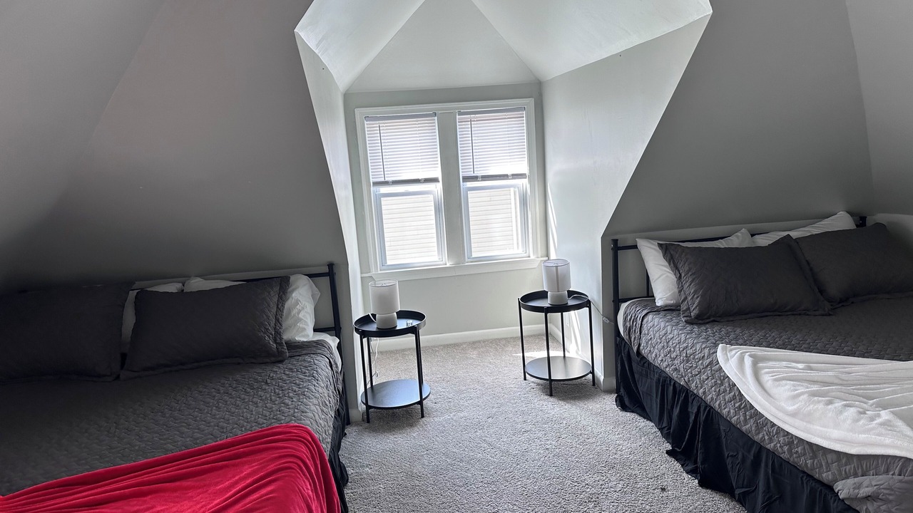 Photo of Bedroom in Overlea
