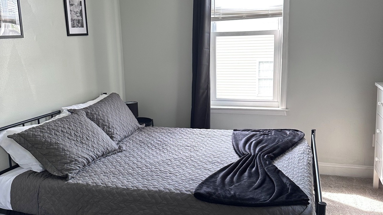 Photo of Bedroom in Overlea