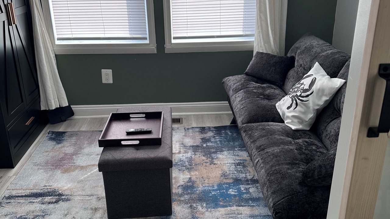 Photo of Livingroom in Overlea