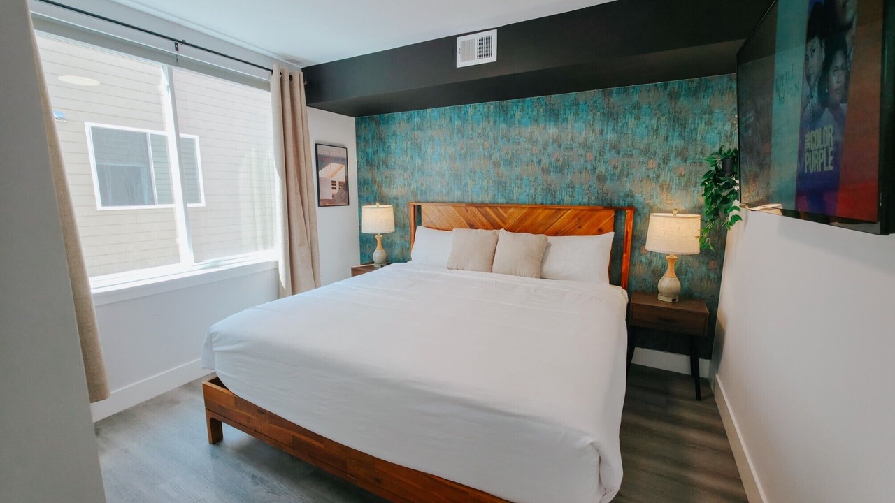 Photo of Bedroom in Center City