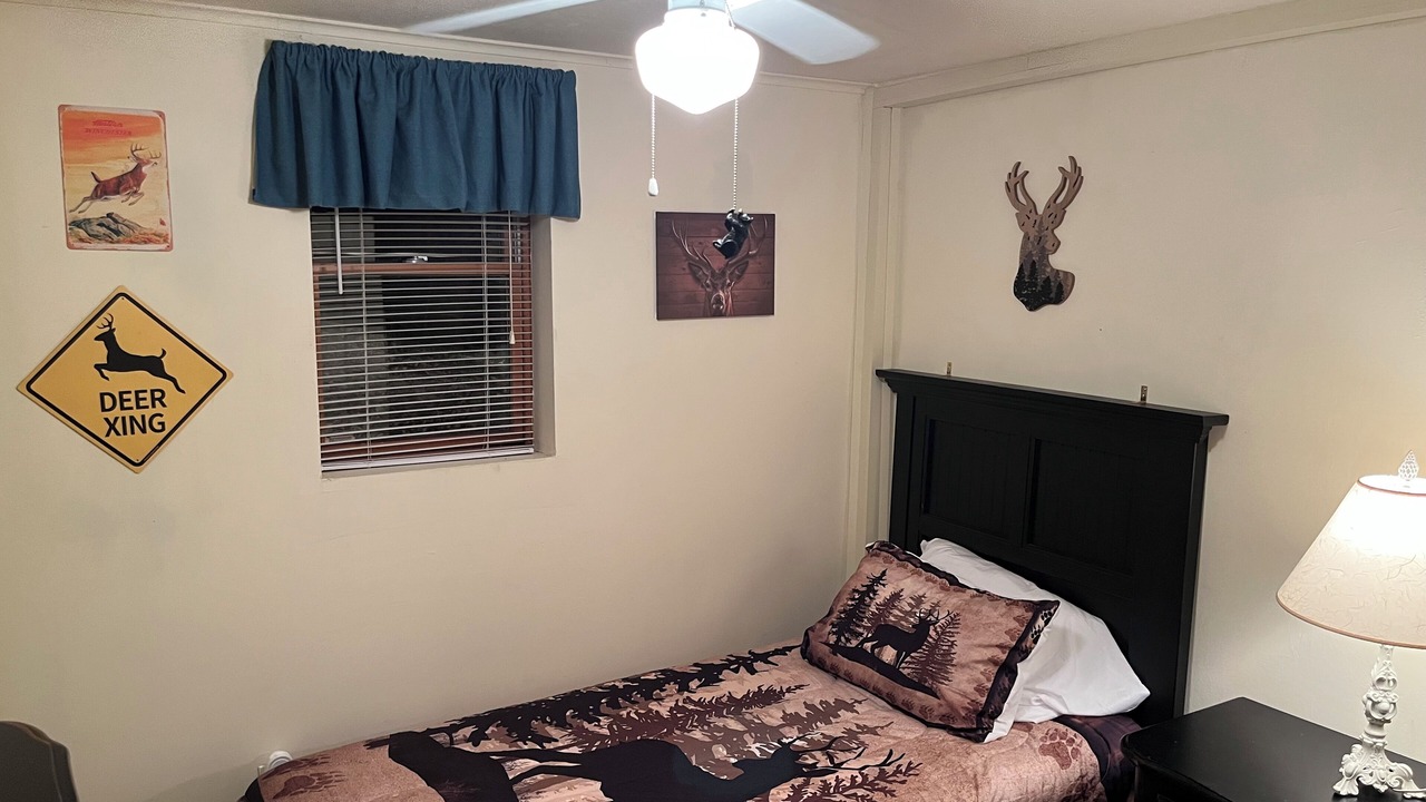 Photo of Bedroom in Lake Ariel