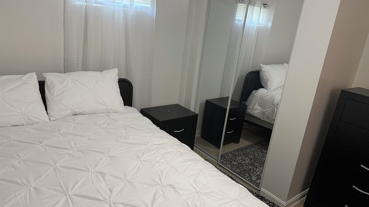 Photo of Bedroom in Glen Burnie