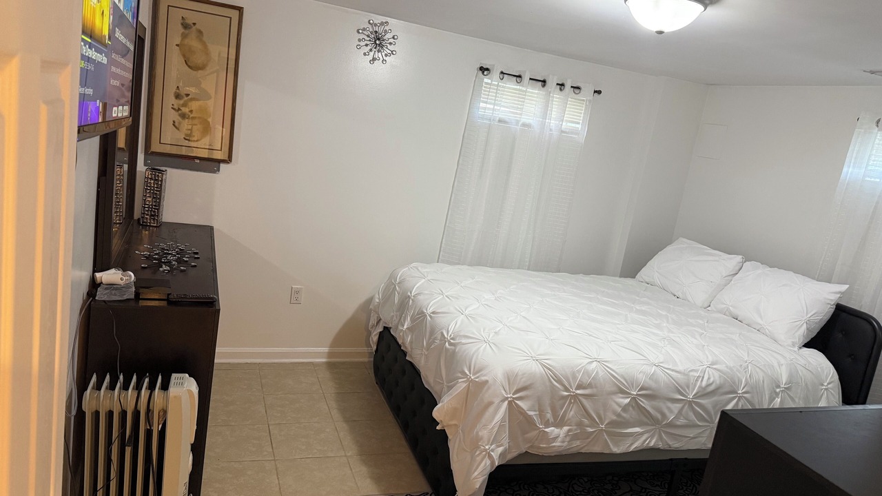 Photo of Bedroom in Glen Burnie