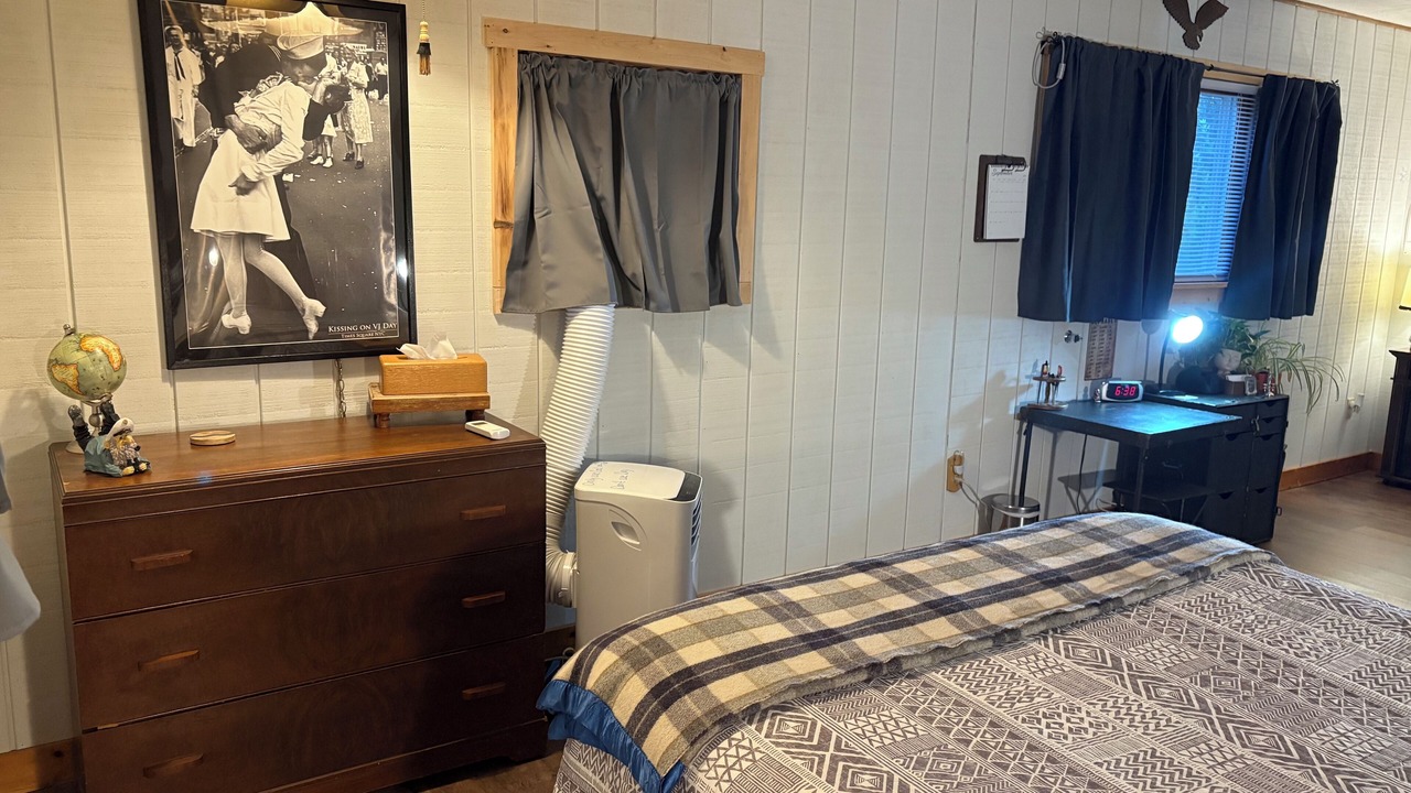 Photo of Bedroom in Camptown