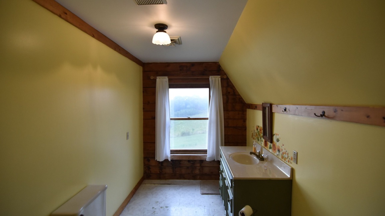 Photo of Bathroom in Taylorstown