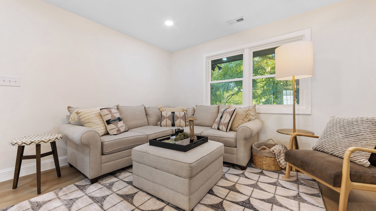 Photo of Livingroom in North Charlotte