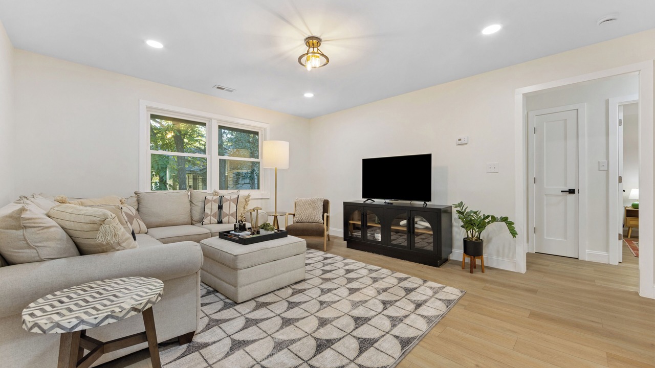 Photo of Livingroom in North Charlotte