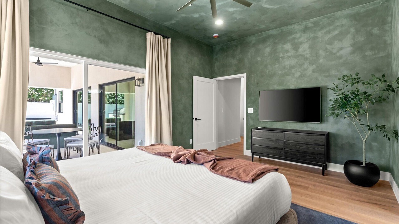 Photo of Bedroom in Scottsdale Estates Nine