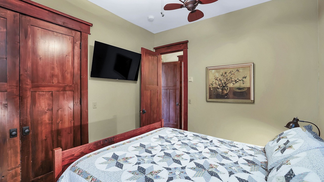 Photo of Bedroom in McCall