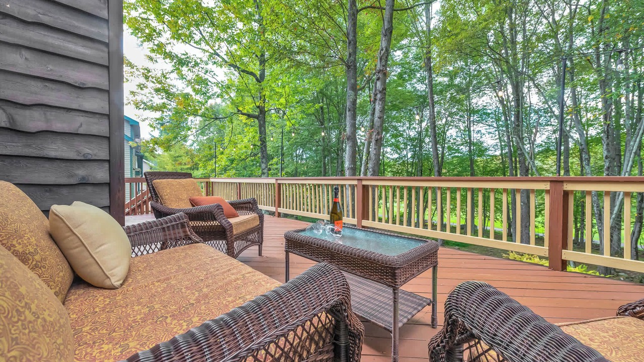 Photo of Patio Balcony in Lake Ariel