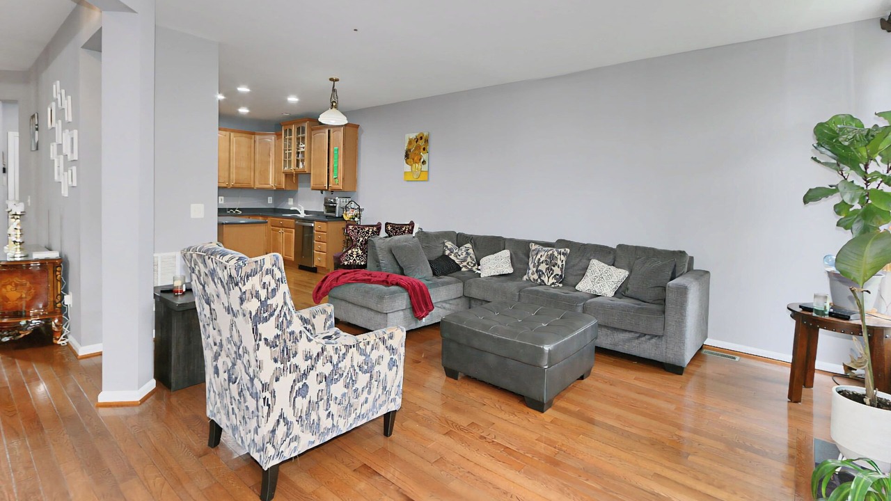 Photo of Livingroom in Lorton
