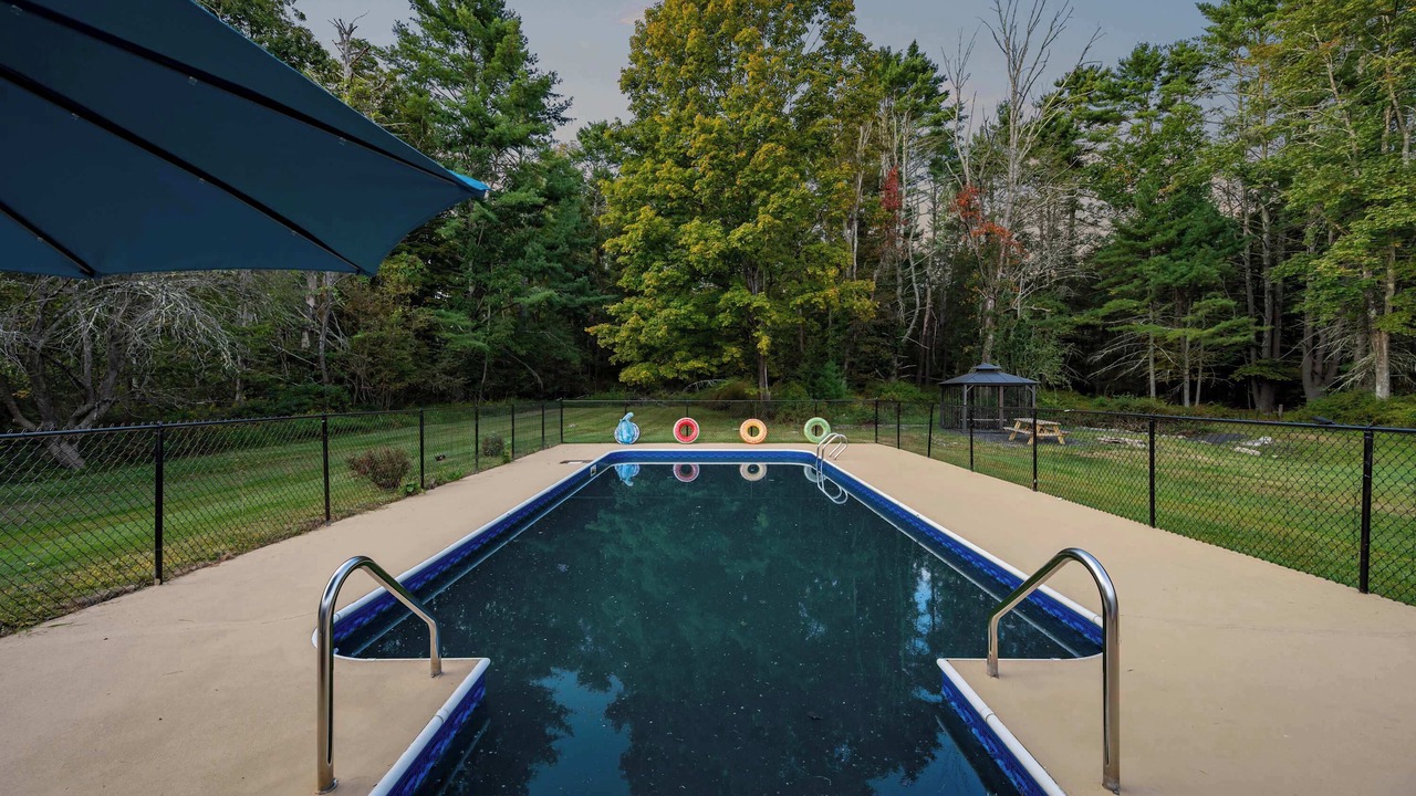 Photo of Outdoor in Sparrow Bush