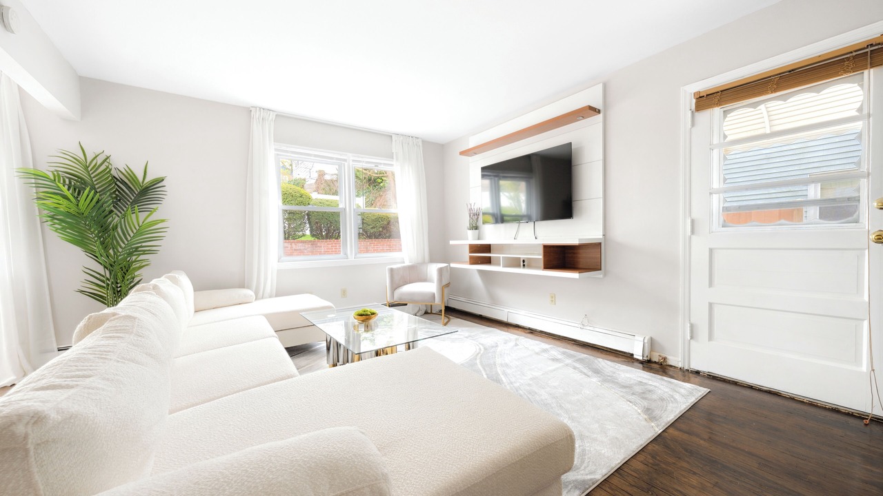 Photo of Livingroom in White Plains