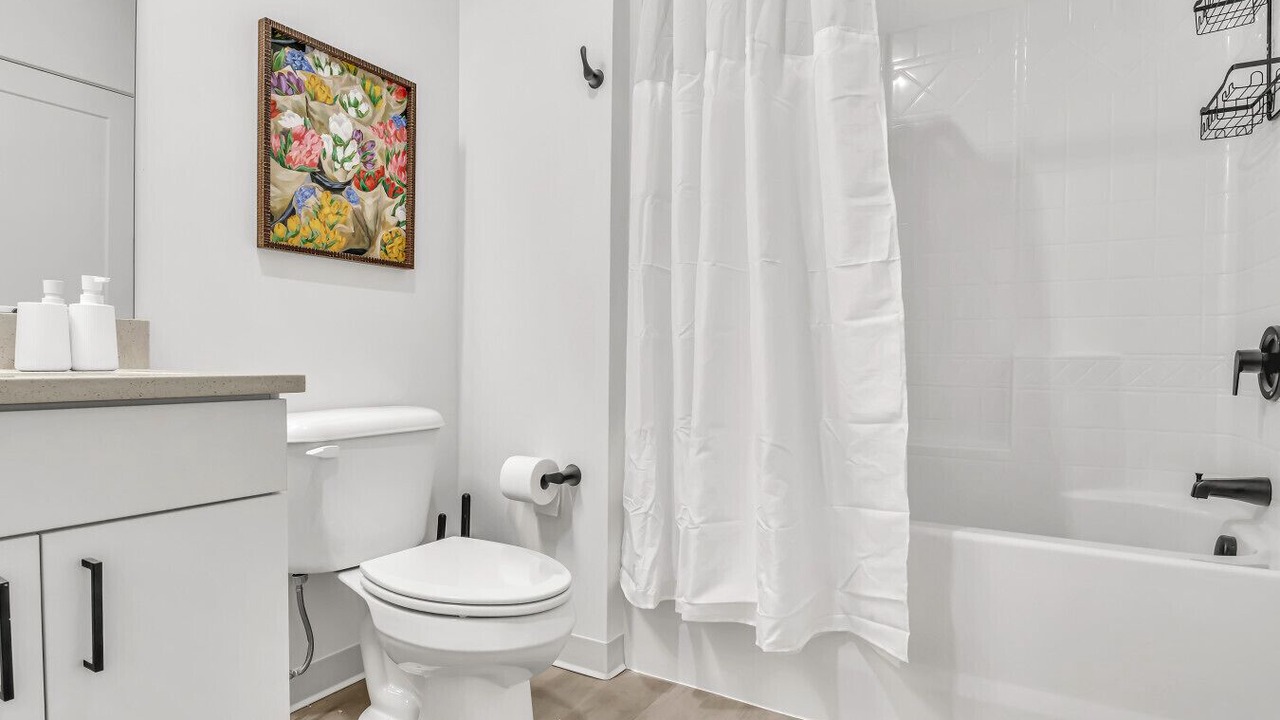 Photo of Bathroom in University Circle