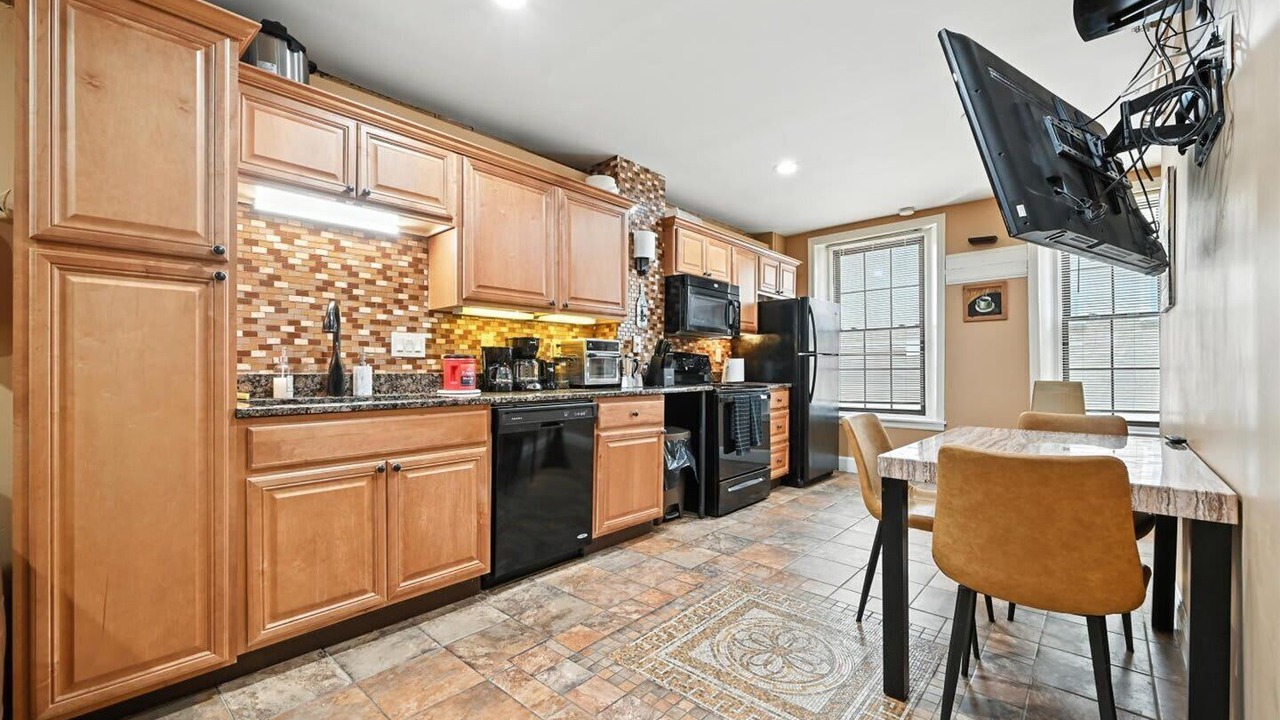 Photo of Kitchen in Old City