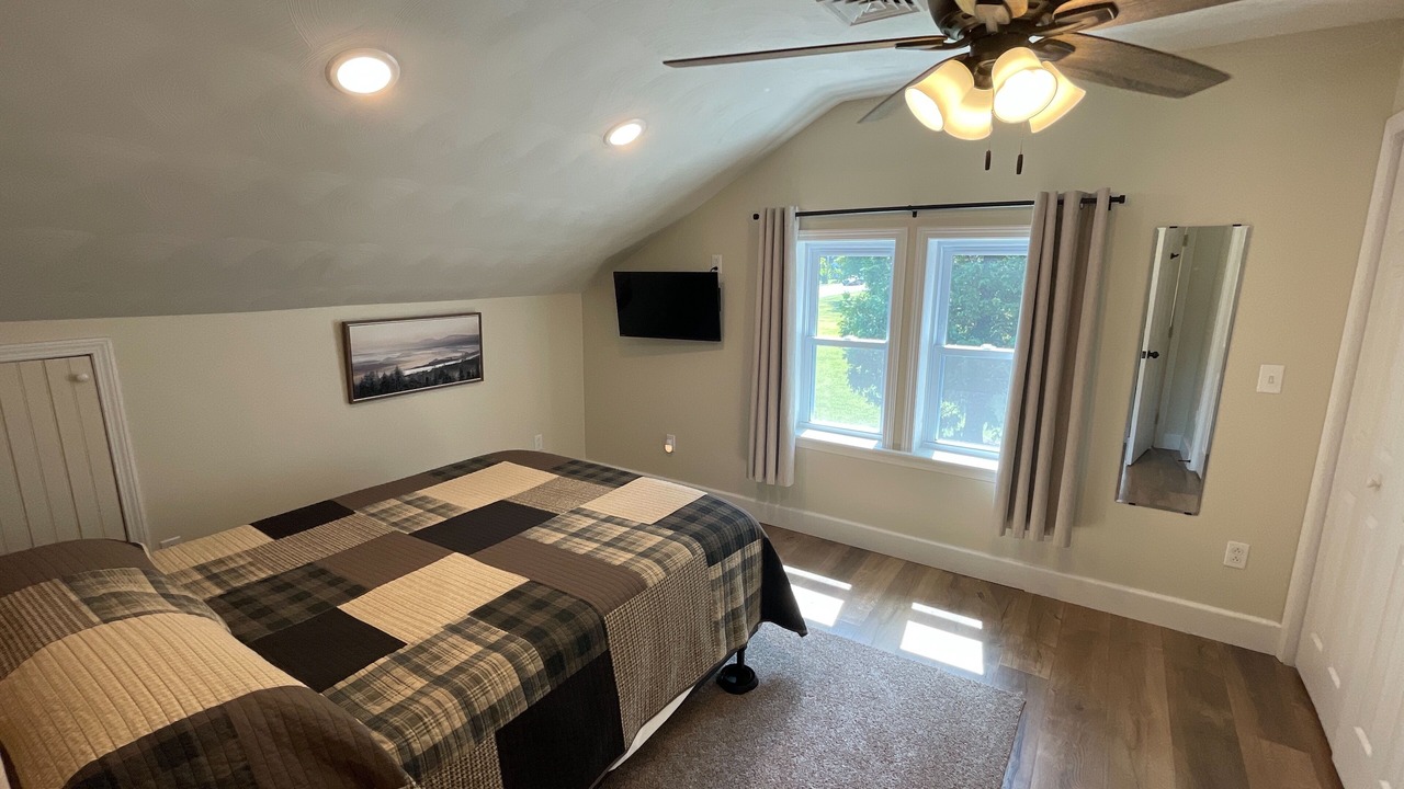 Photo of Bedroom in Saxton