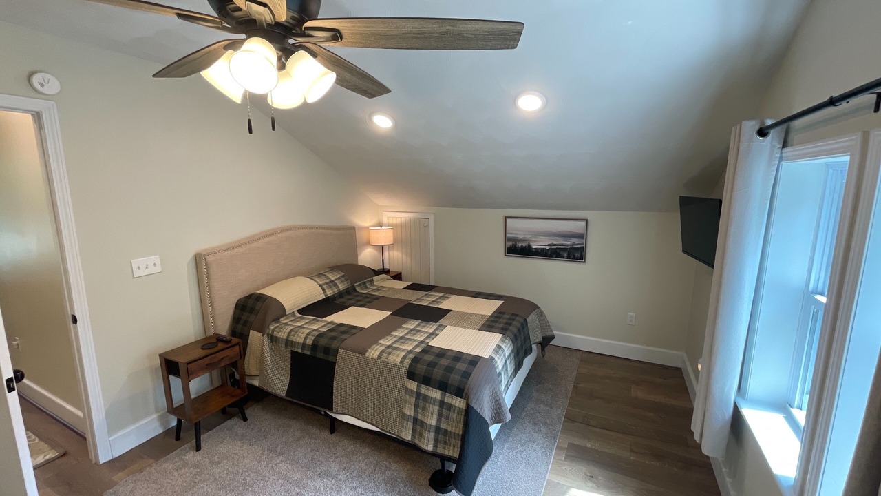 Photo of Bedroom in Saxton