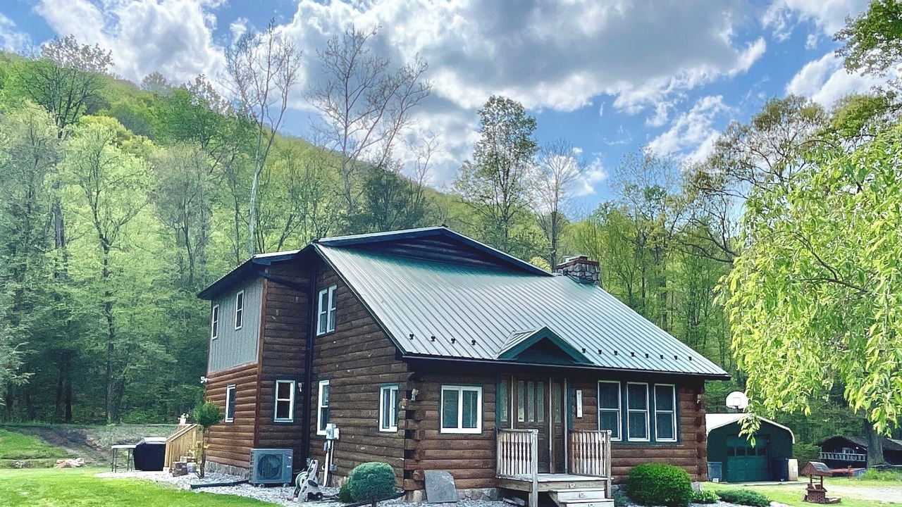Photo of Outdoor in Saxton
