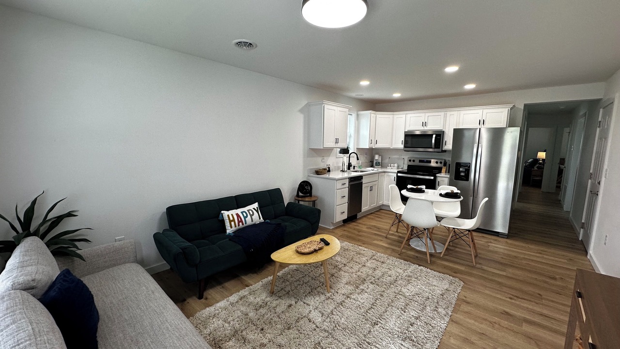Photo of Livingroom in Lawson Heights