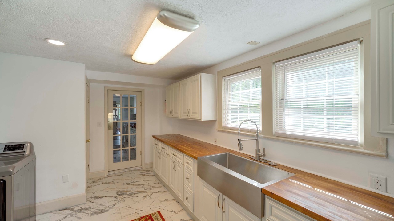 Photo of Kitchen in Conneaut