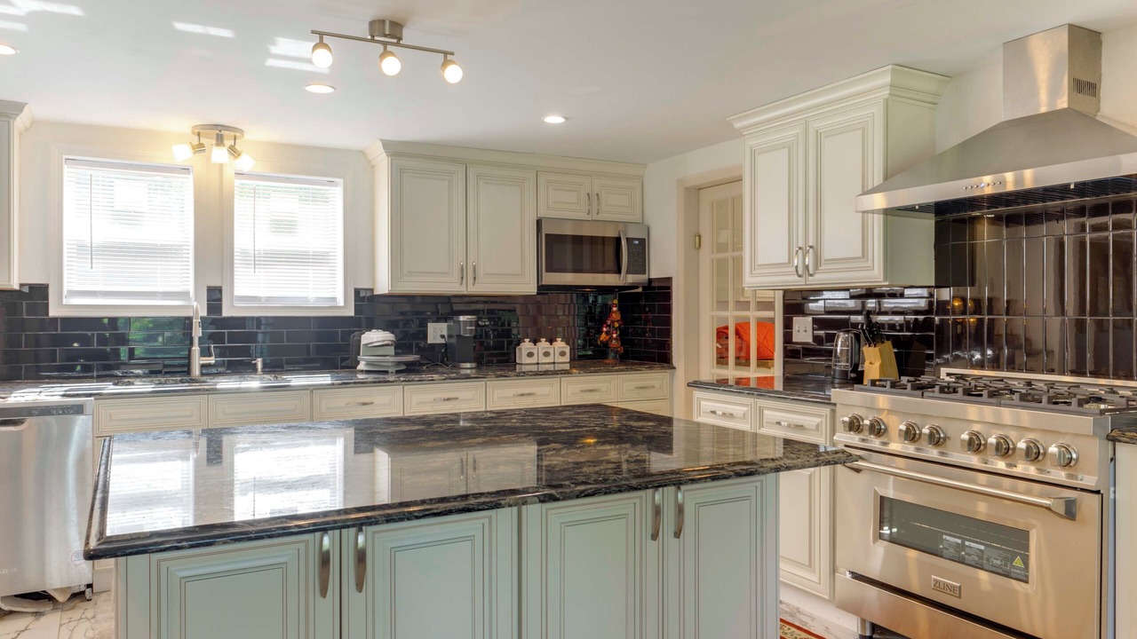 Photo of Kitchen in Conneaut